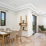 Palmeras فيلة